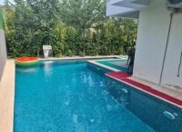 513a02e1-f0f8-4351-80a0-bed7ac5d9705 (Small)